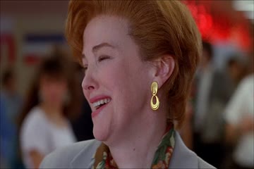 Home Alone PAT 2 Lost in New York 1992 Dub in Hindi thumb